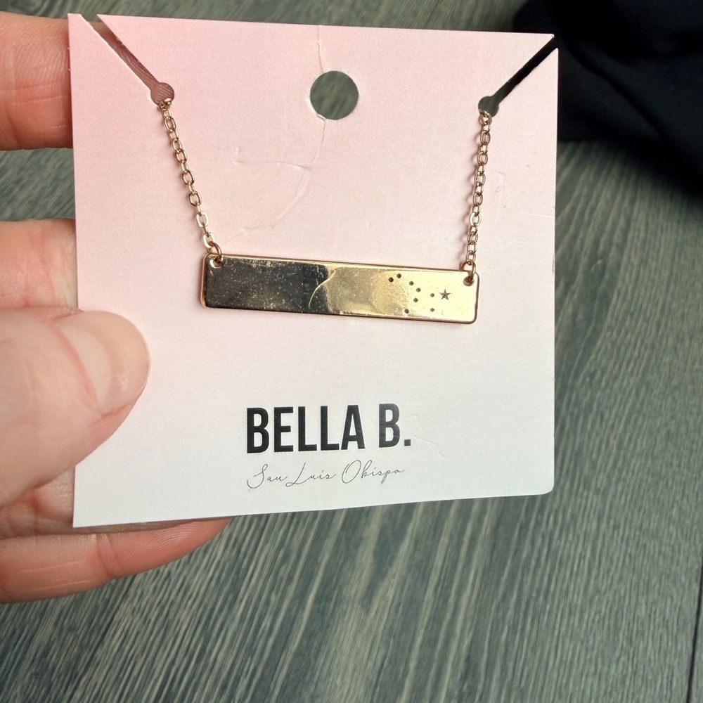 Virgo Zodiac Constellation Bar Necklace in Gold
